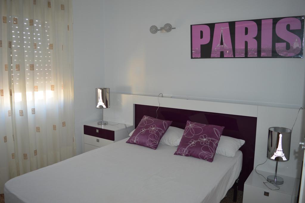 Apartamentos De Las Heras Ибица Номер фото
