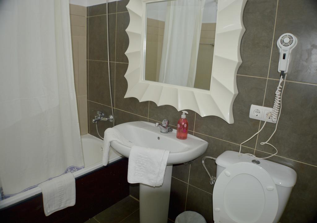 Apartamentos De Las Heras Ибица Экстерьер фото